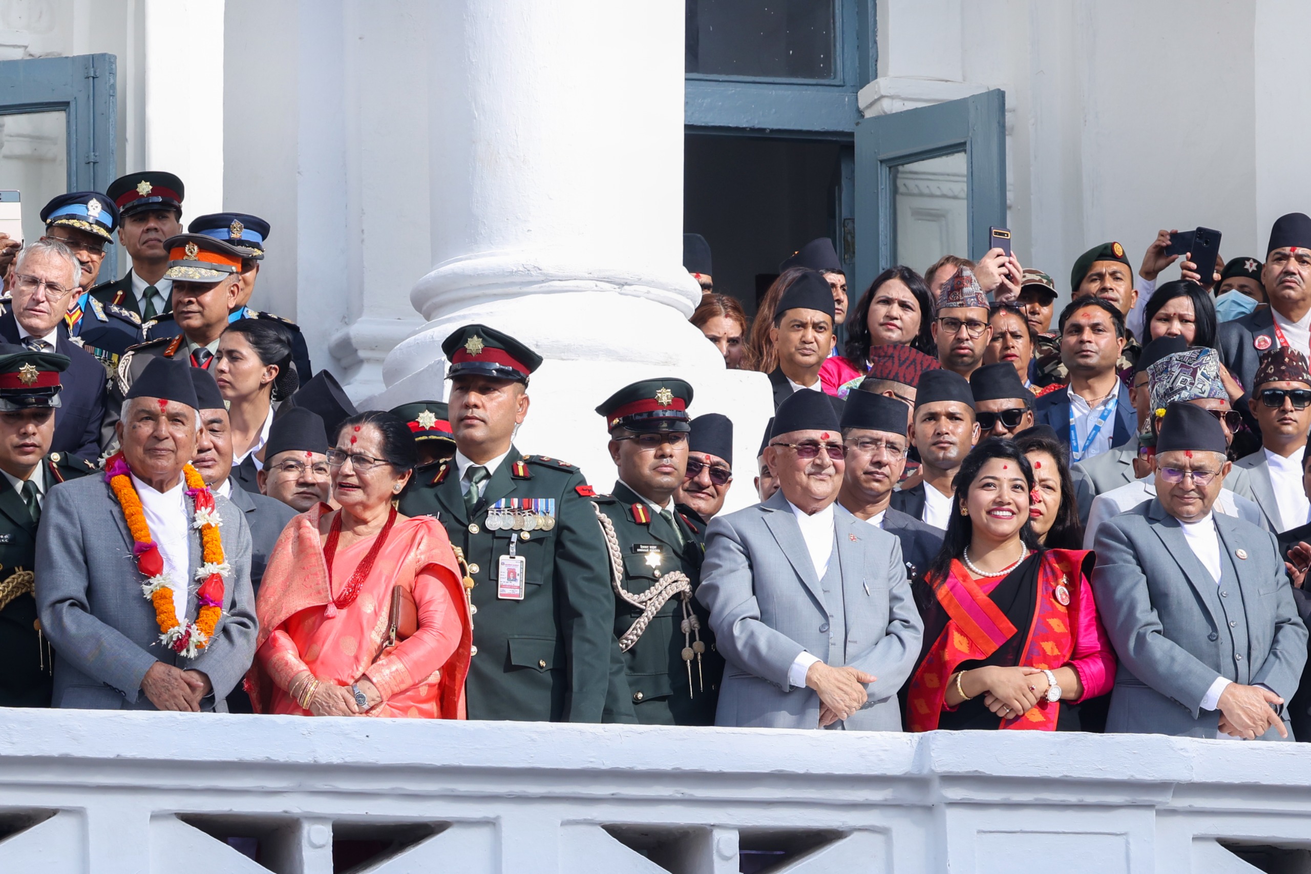 काठमाडौँ महानगरकी उपमेयर डंगोलको स्वागतमा राष्ट्रपतिदेखि प्रधानमन्त्रीसम्मले गरे इन्द्रजात्रा अवलोकन (फाेटाेफिचर)